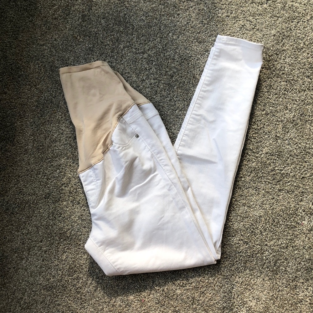 Old Navy White maternity skinny jeans 4R
